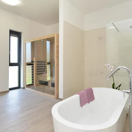 Ferienhaus House Vintijan 2194 *