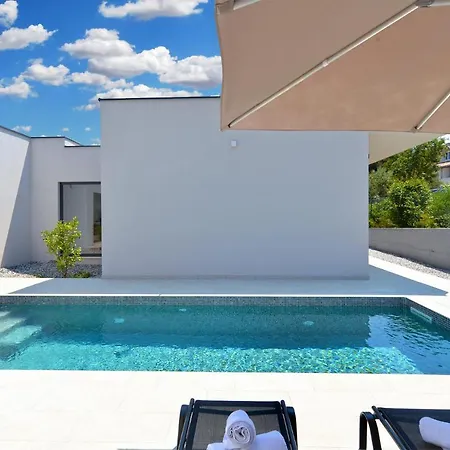 Ferienhaus House Vintijan 2194